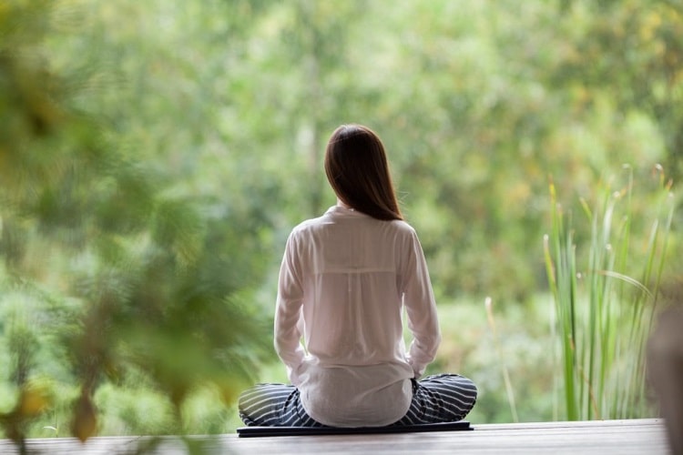 کاهش استرس با یوگا و ذهن آگاهی
